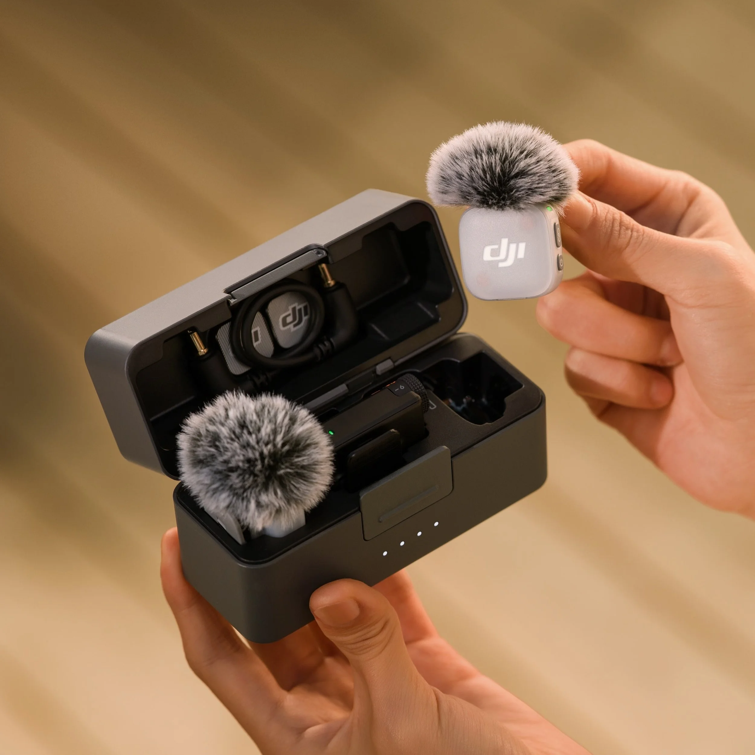 DJI Mic Mini 2 vs Mic Mini: Tiny Wireless Audio for Creators
